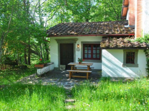 Гостиница Nice Holiday Home in Migliorini Pistoia with pool  Сан Марчелло Пистоезе